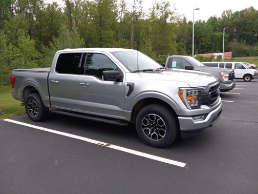 Iconic Silver Metallic 2023 Ford F-150 XLT