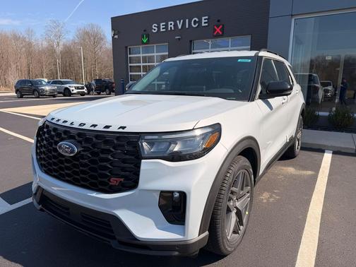 Space White Metallic 2026 Ford Explorer ST