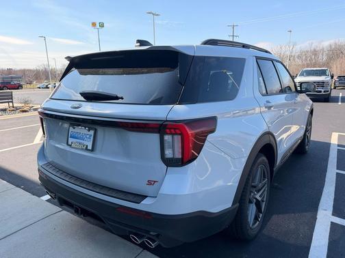 Space White Metallic 2026 Ford Explorer ST