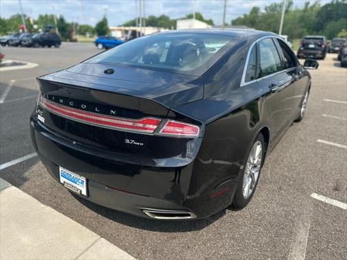 2015 Lincoln MKZ Base