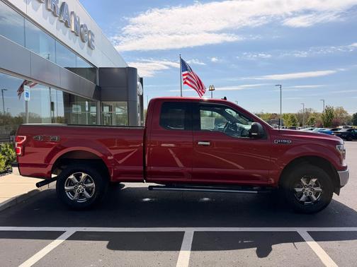 Rapid Red Metallic Tinted Clearcoat 2020 Ford F-150 XLT