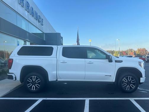 2022 GMC Sierra 1500 AT4