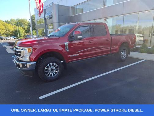 Rapid Red Metallic Tinted Clearcoat 2022 Ford F-350 Lariat