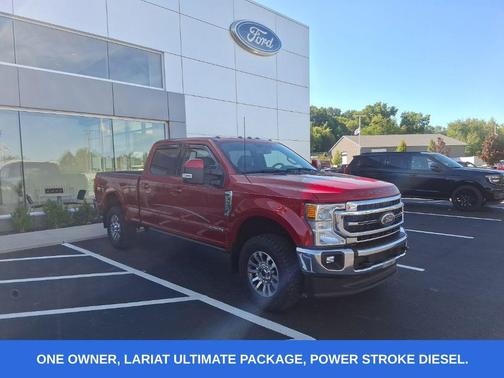 Rapid Red Metallic Tinted Clearcoat 2022 Ford F-350 Lariat