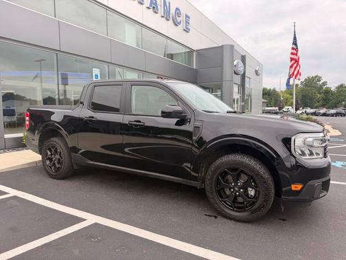 Shadow Black 2022 Ford Maverick Lariat