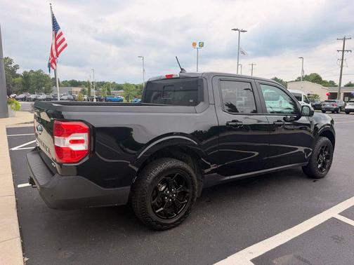 Shadow Black 2022 Ford Maverick Lariat