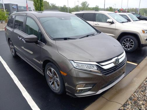 Gray 2018 Honda Odyssey Touring