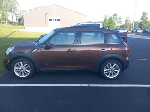 Brilliant Copper Metallic 2014 MINI Countryman Cooper S ALL4