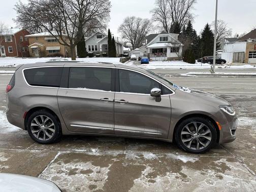 2017 Chrysler Pacifica Limited