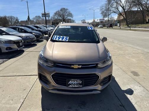Sandy Ridge Metallic 2019 Chevrolet Trax LT