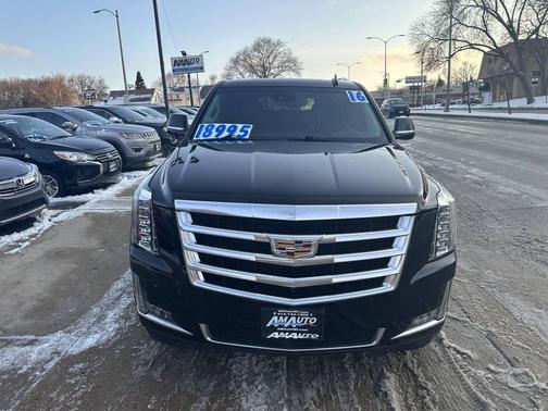 2016 Cadillac Escalade ESV Luxury