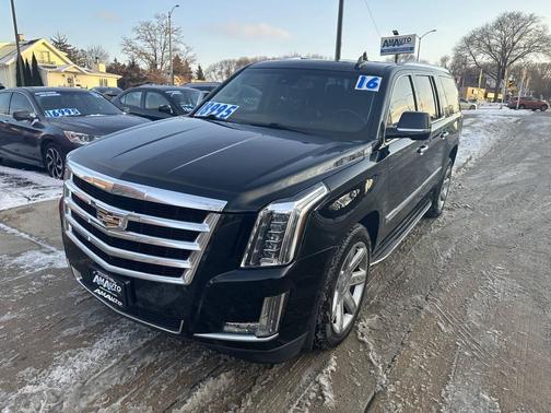 2016 Cadillac Escalade ESV Luxury