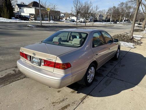 2000 Toyota Camry LE