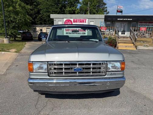 Gray 1988 Ford F-150 XLT Lariat 2dr Standard Cab LB