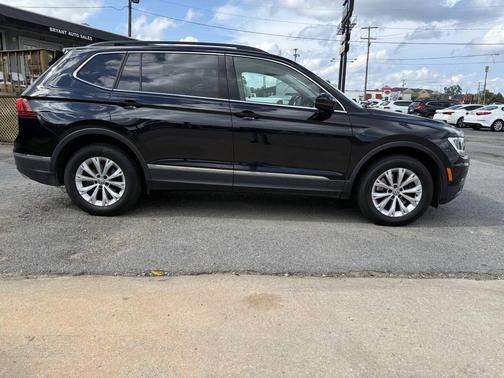 2018 Volkswagen Tiguan 2.0T SE