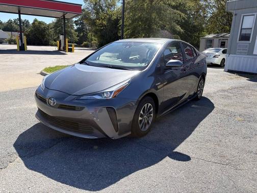 2021 Toyota Prius XLE