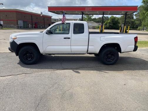 2019 Toyota Tacoma SR