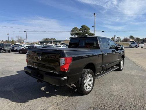 2017 Nissan Titan XD SV