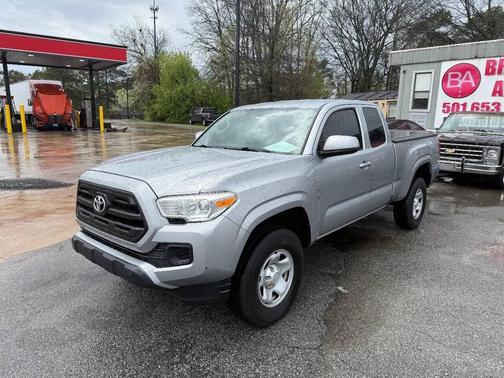 2017 Toyota Tacoma SR