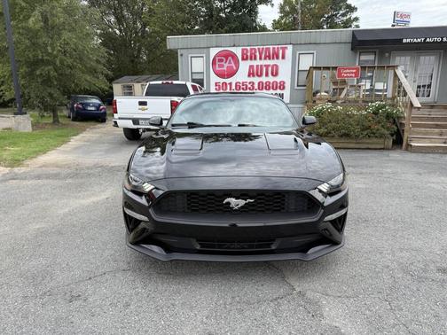 2020 Ford Mustang EcoBoost