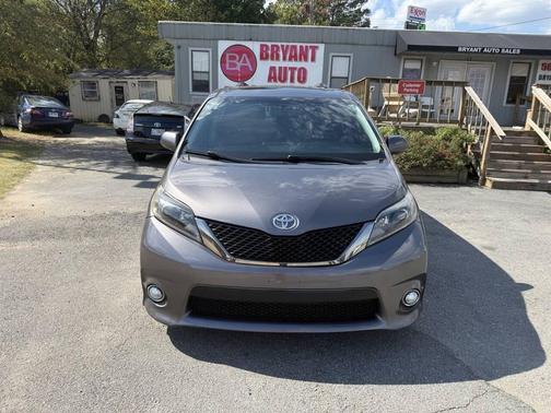 2017 Toyota Sienna SE Premium