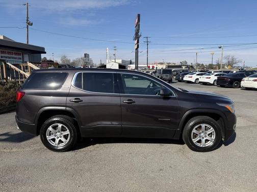 2019 GMC Acadia SLE-1