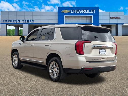 2021 GMC Yukon SLT