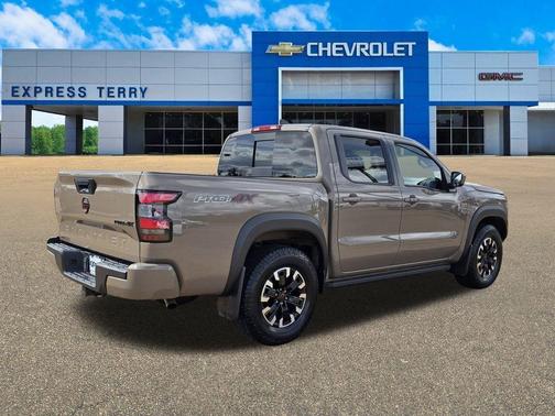 2024 Nissan Frontier PRO-4X