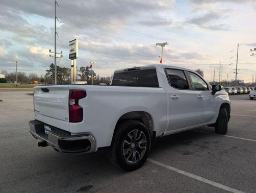 Summit White 2022 Chevrolet Silverado 1500 Limited LT