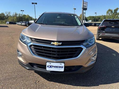 Sandy Ridge Metallic 2018 Chevrolet Equinox LS