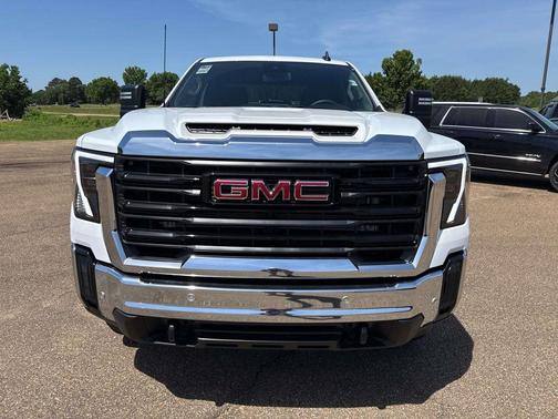 Summit White 2026 GMC Sierra 2500 Pro