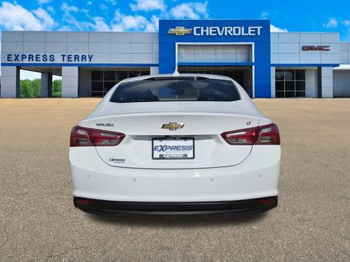 2024 Chevrolet Malibu 2LT