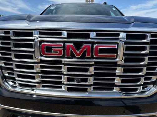 Onyx Black 2026 GMC Yukon Denali