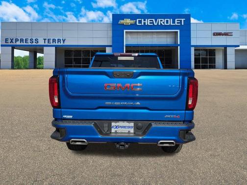 2022 GMC Sierra 1500 AT4