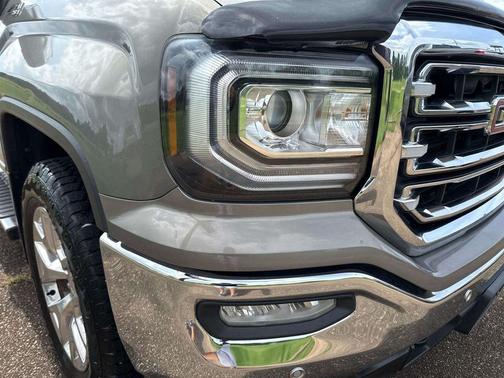 Pepperdust Metallic 2017 GMC Sierra 1500 SLT