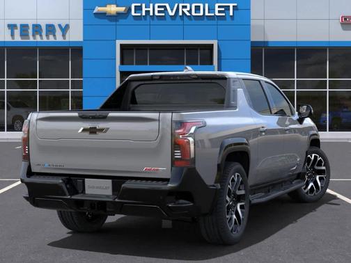 2025 Chevrolet Silverado EV RST