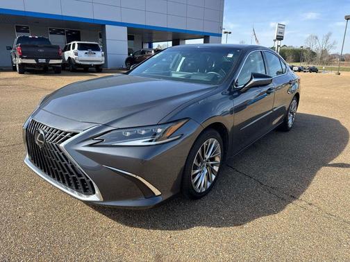 2023 Lexus ES 350 Ultra Luxury