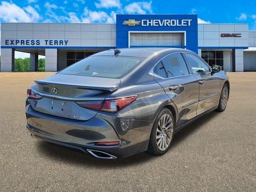 2023 Lexus ES 350 Ultra Luxury