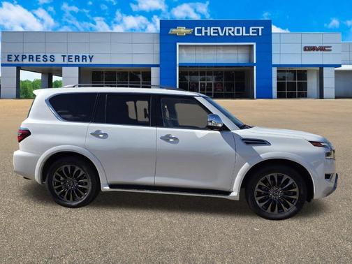 2023 Nissan Armada Platinum