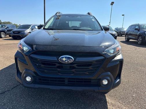 Crystal Black Silica 2023 Subaru Outback Premium