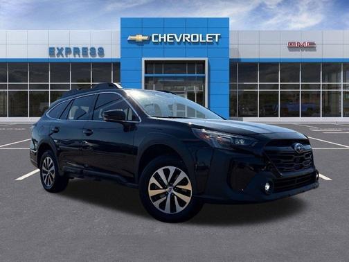 Crystal Black Silica 2023 Subaru Outback Premium