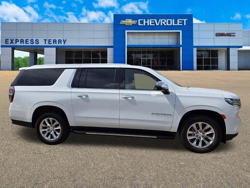 2023 Chevrolet Suburban Premier