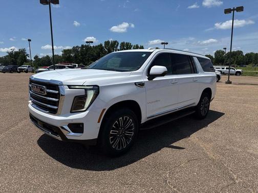 Summit White 2026 GMC Yukon XL Elevation