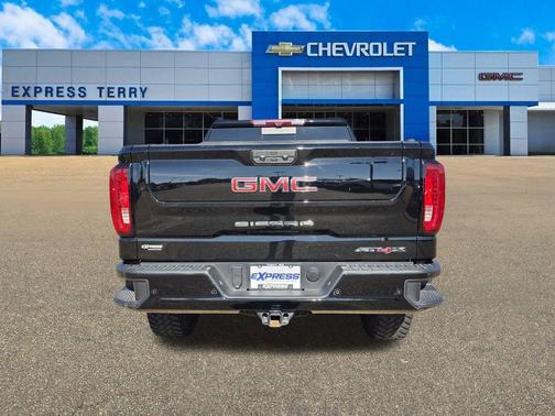 2024 GMC Sierra 1500 AT4X