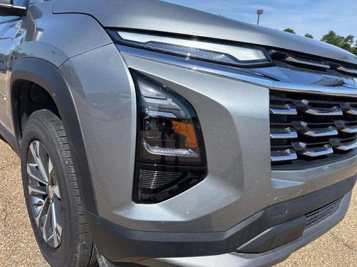 Sterling Gray Metallic 2026 Chevrolet Equinox LT