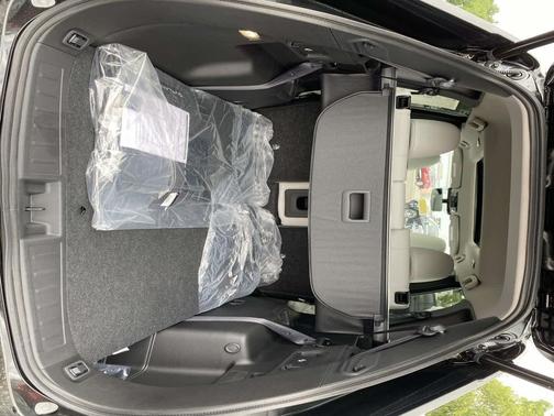 Black Diamond With Alloy Silver Roof 2025 Mitsubishi Outlander PLATINUM EDITION 2.5 S-AWC