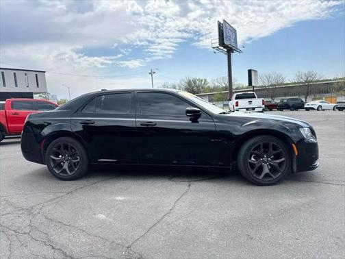 2021 Chrysler 300 S