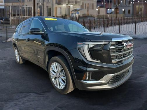 2024 GMC Acadia FWD Elevation