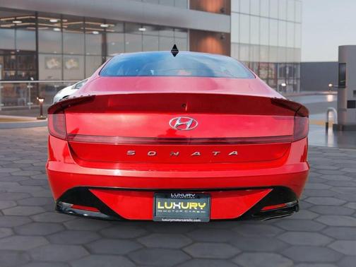 2022 Hyundai SONATA SEL