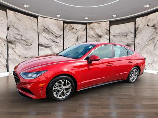 2022 Hyundai SONATA SEL